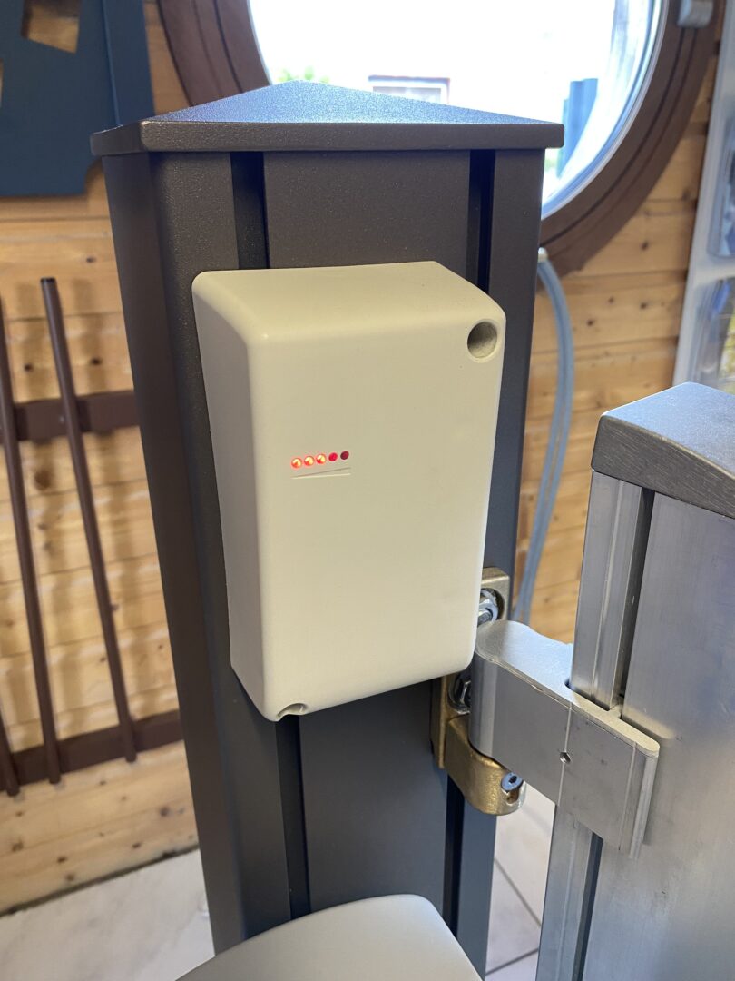 Boîtier de contrôle via application d'automatismes - Intratone